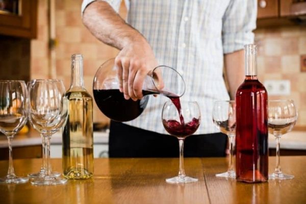 Đào tạo nhân viên kinh doanh rượu vang là cách bán rượu vang hiệu quả nhất
